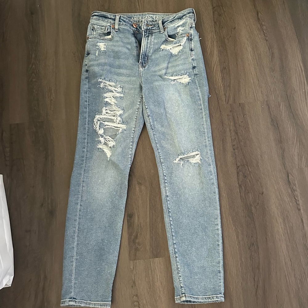 Never worn before. In perfect condition just to big.